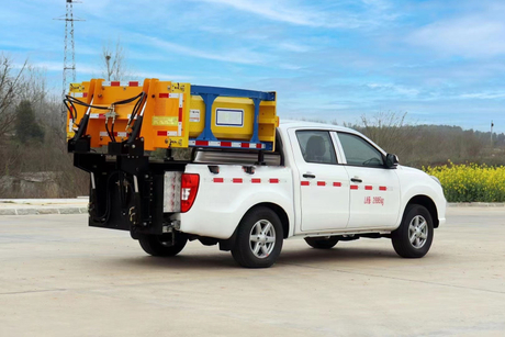 Anti Collision Buffer Truck Pickup Truck for Protecting