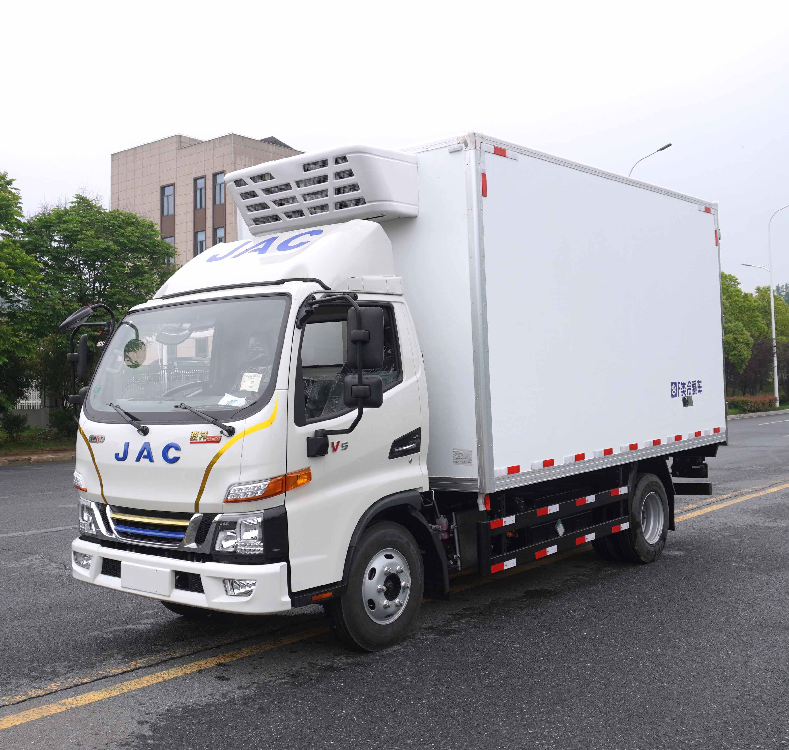 Refrigerator Cars Live Fish Transport Trucks 2T 3T 4T 