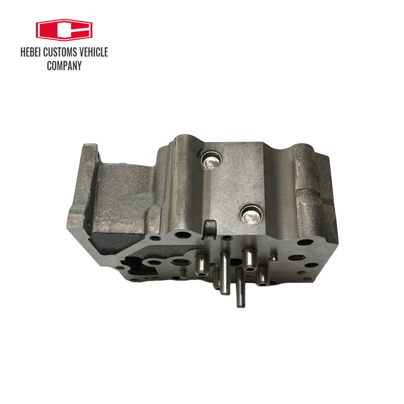 Cylinder Head 6151-11-1102 6151-12-110 for Komatsu 6D125 PC400-6 supplier Machinery Engine Parts