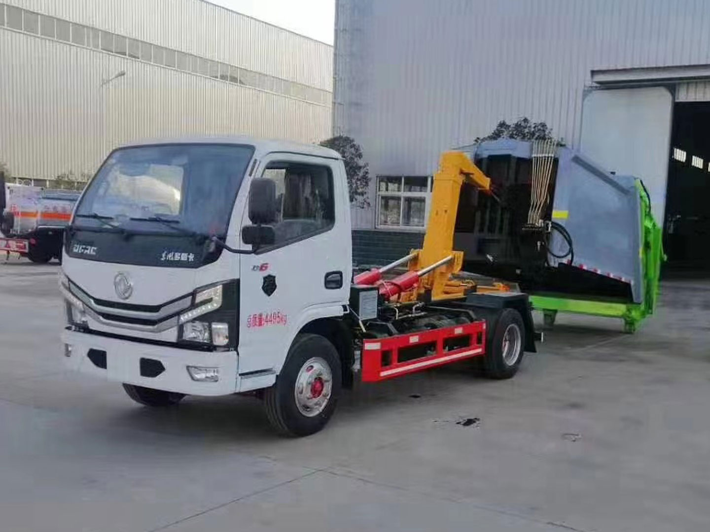 Hook Lift Waste Collecting EURO 3 Truck
