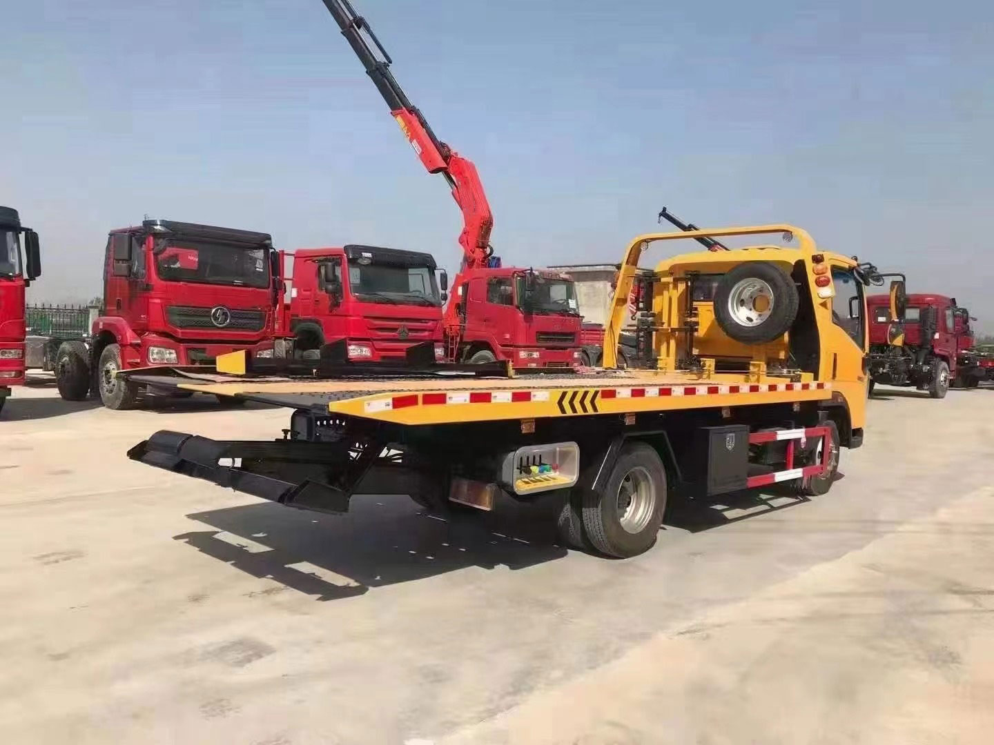 4X2 Wrecker Factory Direct Supply DONGFENG HOWO