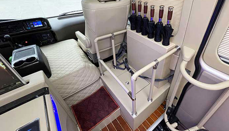 Toyota Coaster Bus 10 Seats Customization From China Champagne Edition